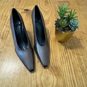 Stuart Weitzman Women's 3" Metallic Bronze Heel Slip On Leather Pump SZ 6.5 AA